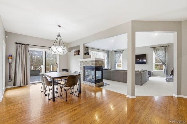 3772 Fawn Drive, Oakland Charter Township, MI 48306