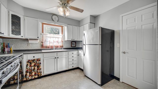 116 Carter Street, La Porte, IN 46350