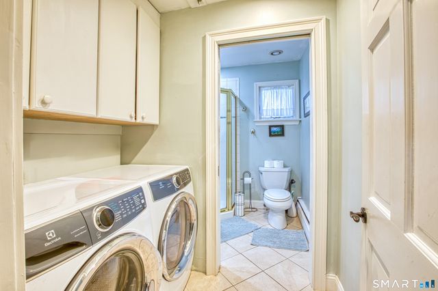 34 Regency Drive, Norwalk, CT 06851