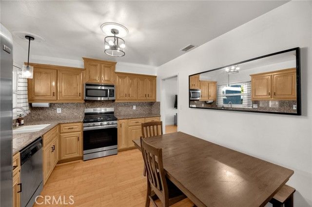 5533 Oliva Avenue, Lakewood, CA 90712