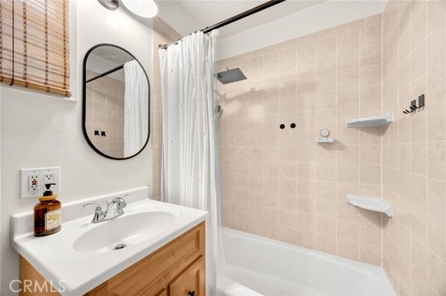 5533 Oliva Avenue, Lakewood, CA 90712