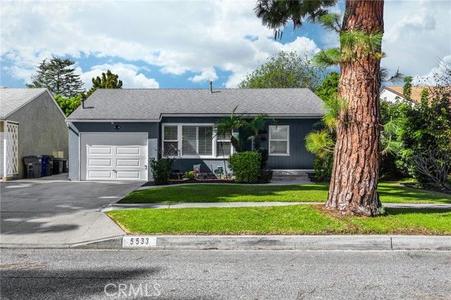 5533 Oliva Avenue, Lakewood, CA 90712