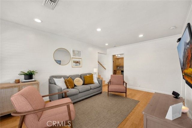 5533 Oliva Avenue, Lakewood, CA 90712