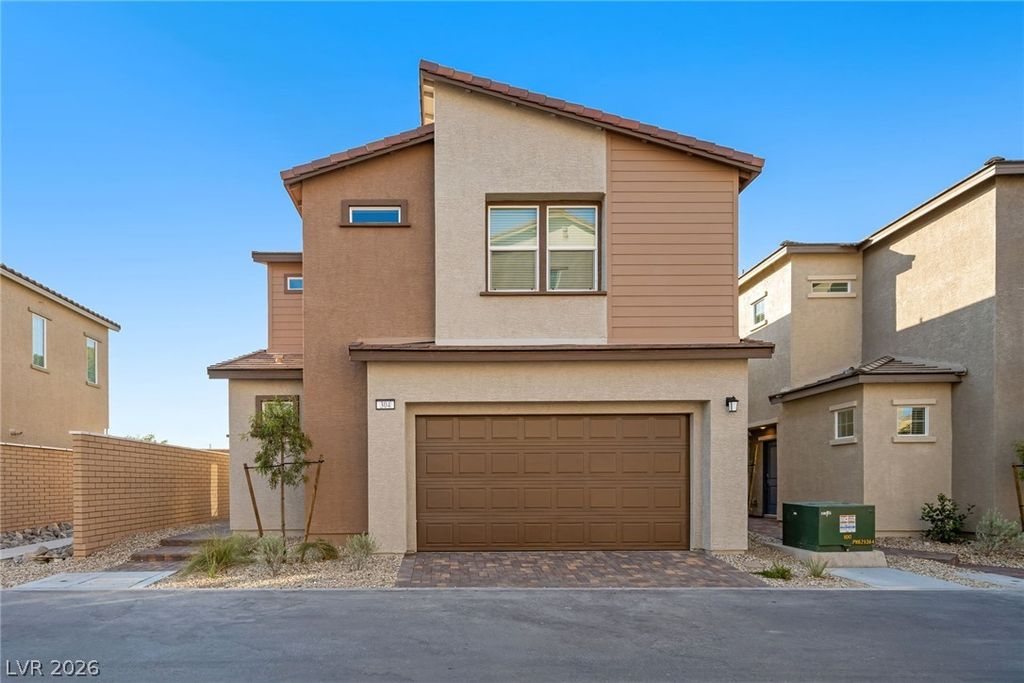 304 Crescent Glow Lane, Henderson, NV 89015 — exterior
