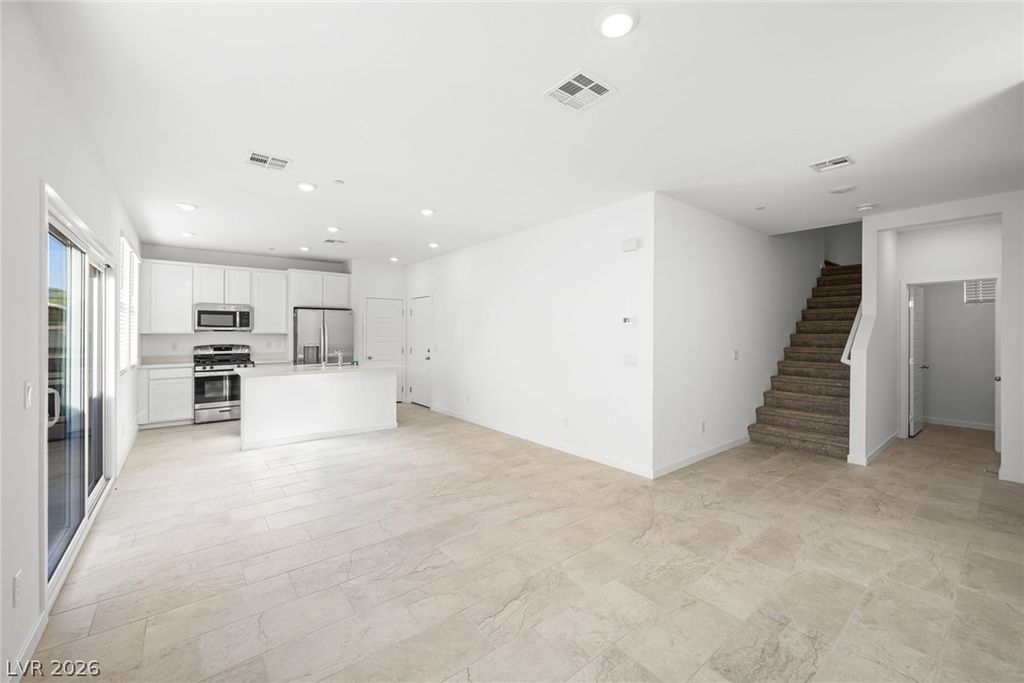304 Crescent Glow Lane, Henderson, NV 89015 — photo 5