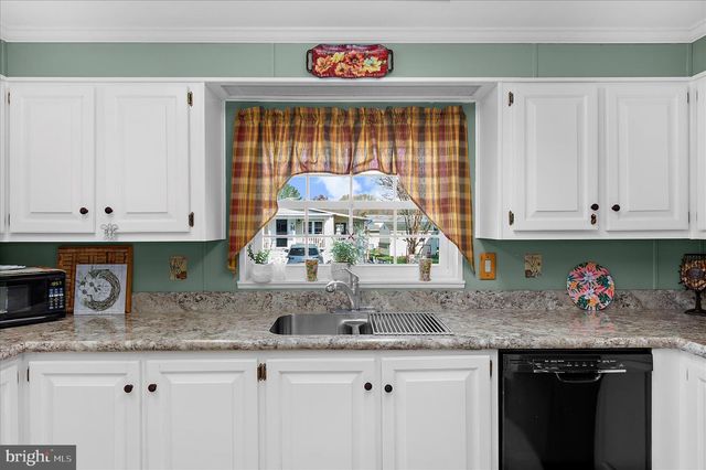 20 DOWNING ST, Easton, MD 21601