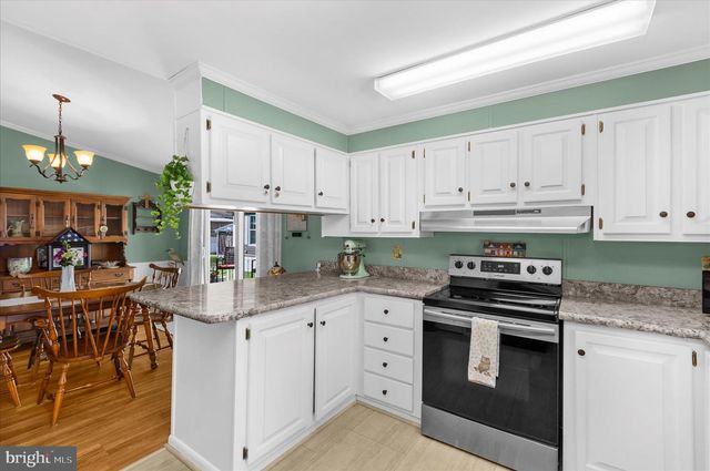 20 DOWNING ST, Easton, MD 21601