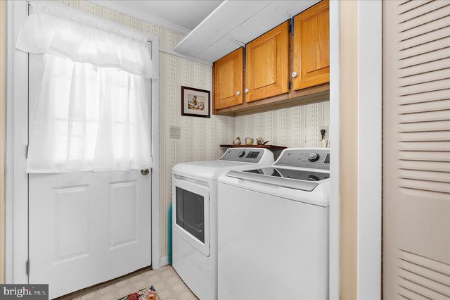 20 DOWNING ST, Easton, MD 21601