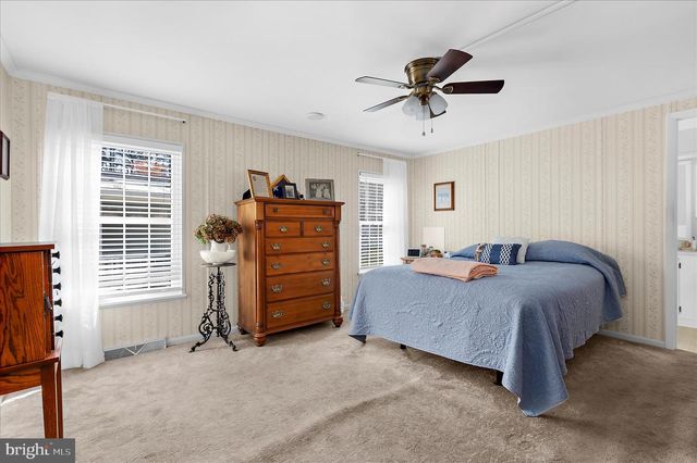 20 DOWNING ST, Easton, MD 21601