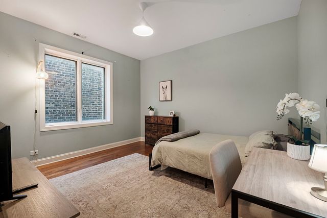 2550 W Logan Boulevard 3F, Chicago, IL 60647