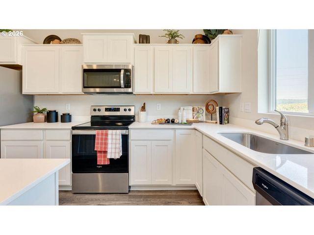 3341 Eden Way, Eugene, OR 97404