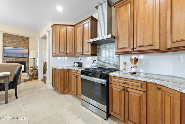 21 Honeysuckle Drive, Manahawkin, NJ 08050