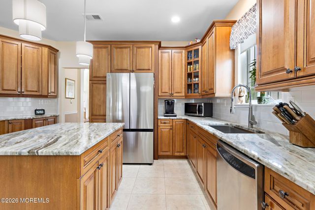21 Honeysuckle Drive, Manahawkin, NJ 08050