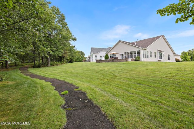 21 Honeysuckle Drive, Manahawkin, NJ 08050