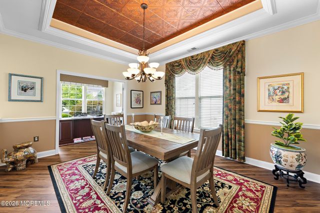 21 Honeysuckle Drive, Manahawkin, NJ 08050