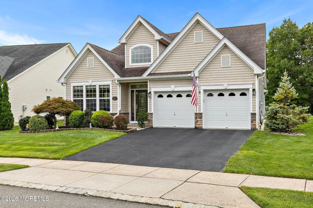 21 Honeysuckle Drive, Manahawkin, NJ 08050