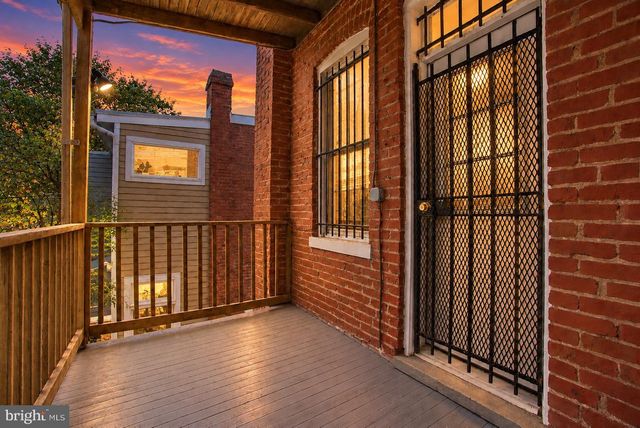 3415 OAKWOOD TER NW, Washington, DC 20010