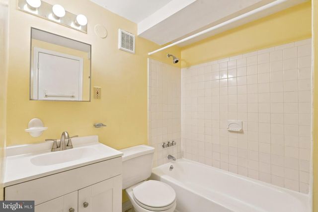 3415 OAKWOOD TER NW, Washington, DC 20010
