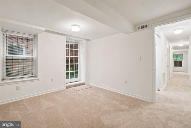 3415 OAKWOOD TER NW, Washington, DC 20010