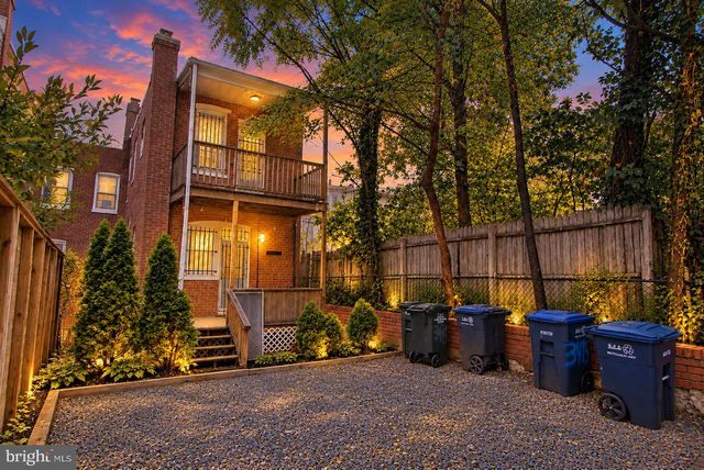 3415 OAKWOOD TER NW, Washington, DC 20010