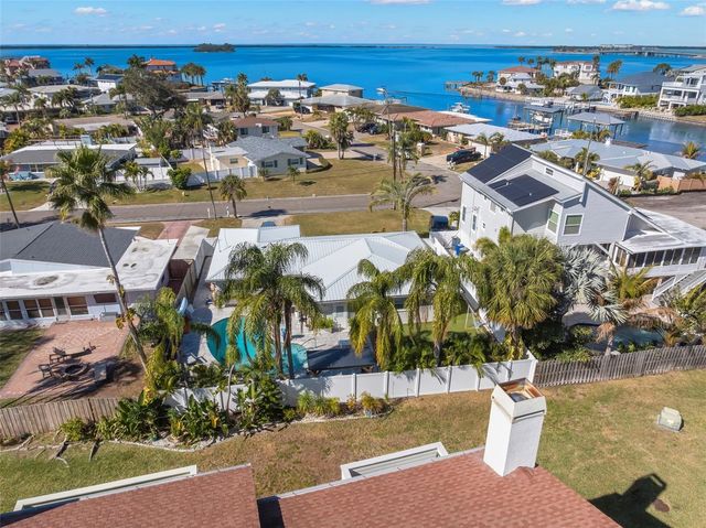 2376 HANOVER DRIVE, Dunedin, FL 34698