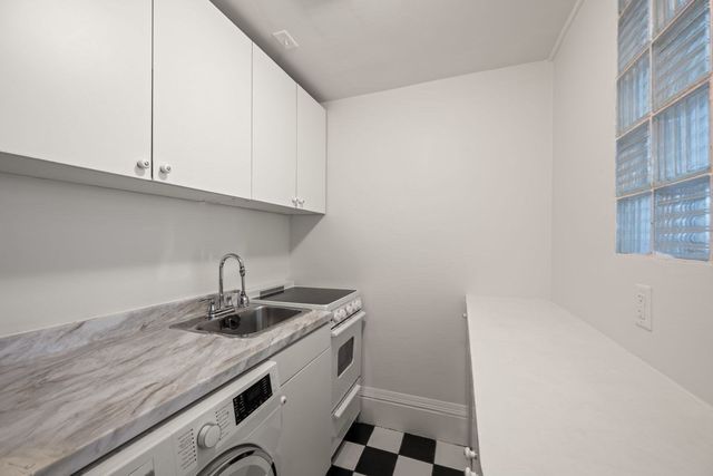 342 Commonwealth Ave 7, Boston, MA 02115