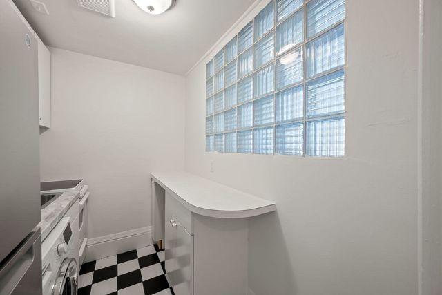 342 Commonwealth Ave 7, Boston, MA 02115