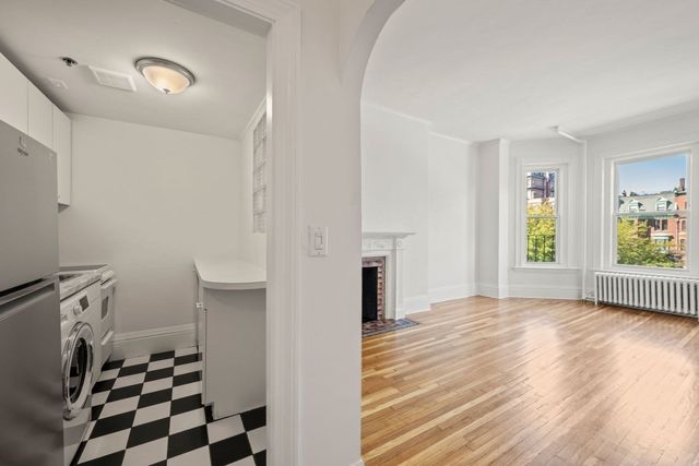 342 Commonwealth Ave 7, Boston, MA 02115