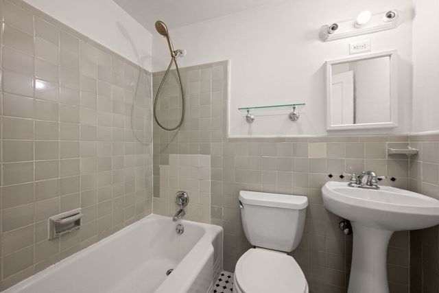 342 Commonwealth Ave 7, Boston, MA 02115