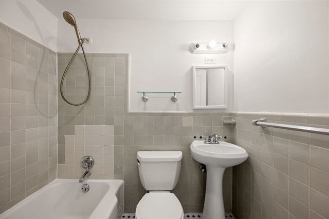 342 Commonwealth Ave 7, Boston, MA 02115