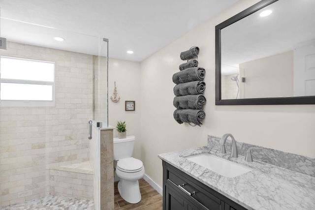 209 Buttonwood Avenue, Key Largo, FL 33037