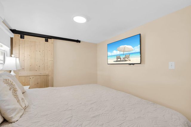 209 Buttonwood Avenue, Key Largo, FL 33037