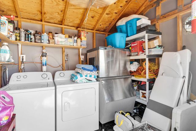 209 Buttonwood Avenue, Key Largo, FL 33037