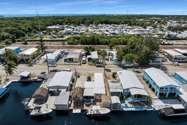 209 Buttonwood Avenue, Key Largo, FL 33037