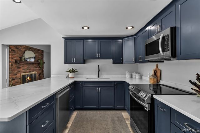 8135 Clarherst Drive, Clarence, NY 14051