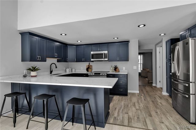 8135 Clarherst Drive, Clarence, NY 14051