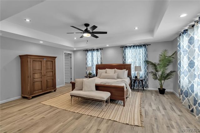 8135 Clarherst Drive, Clarence, NY 14051