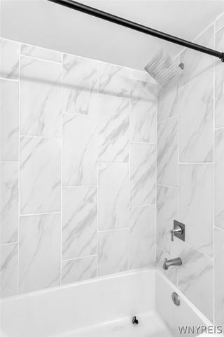 8135 Clarherst Drive, Clarence, NY 14051