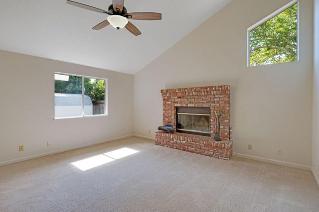 5206 Sirbuck Way, Carmichael, CA 95608