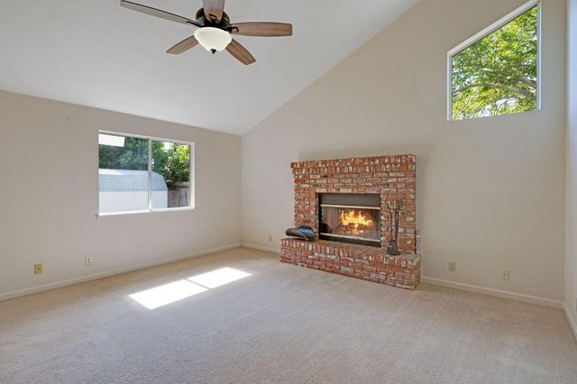 5206 Sirbuck Way, Carmichael, CA 95608