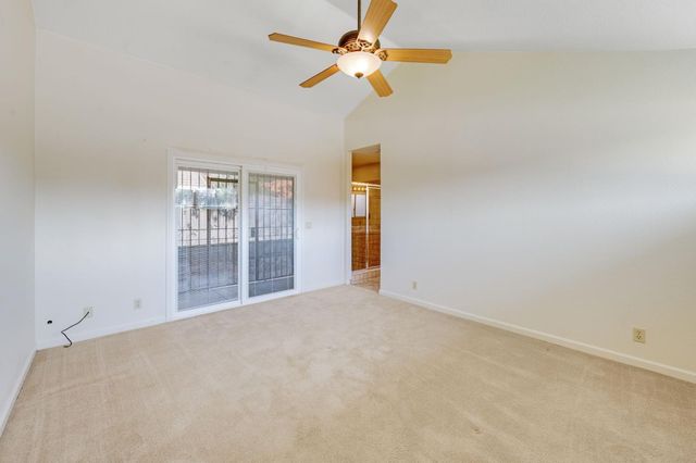 5206 Sirbuck Way, Carmichael, CA 95608