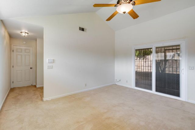 5206 Sirbuck Way, Carmichael, CA 95608