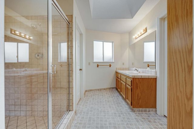 5206 Sirbuck Way, Carmichael, CA 95608
