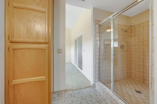 5206 Sirbuck Way, Carmichael, CA 95608
