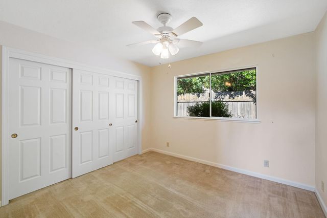 5206 Sirbuck Way, Carmichael, CA 95608