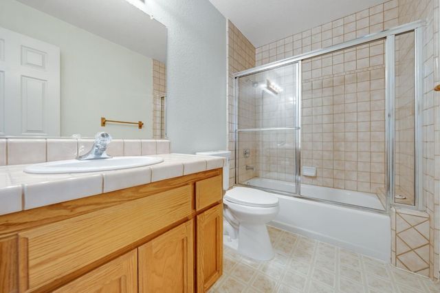 5206 Sirbuck Way, Carmichael, CA 95608