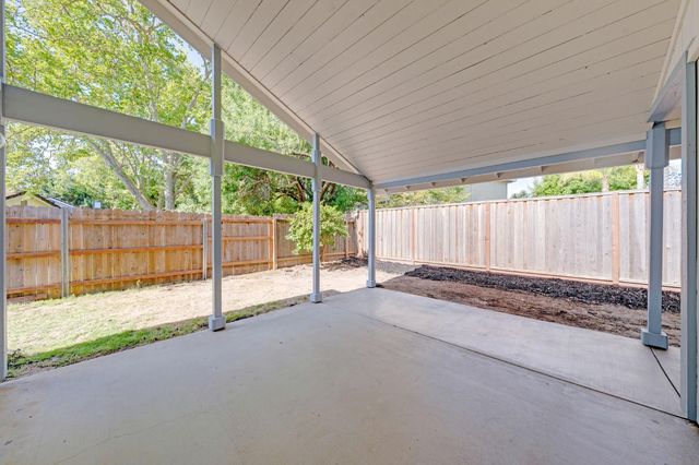 5206 Sirbuck Way, Carmichael, CA 95608