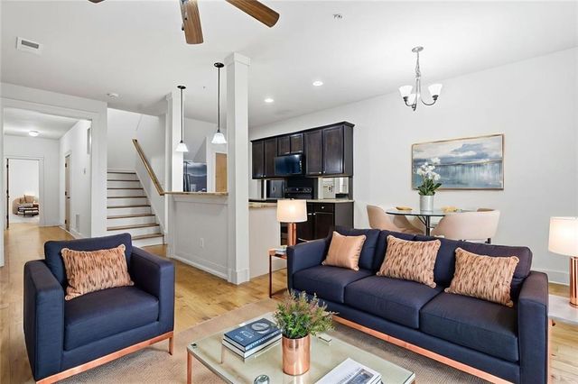 501 Ridge View Crossing, Woodstock, GA 30188