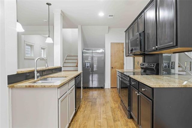 501 Ridge View Crossing, Woodstock, GA 30188