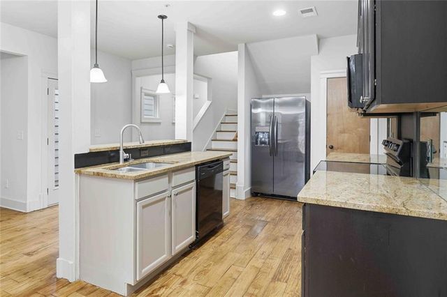 501 Ridge View Crossing, Woodstock, GA 30188